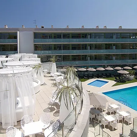 Four Elements Aparthotel