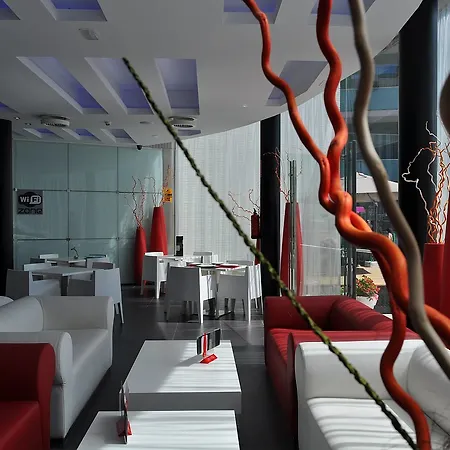 Four Elements Lejlighedshotel 4*