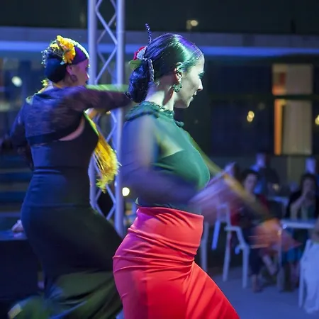 Apartahotel Four Elements Salou
