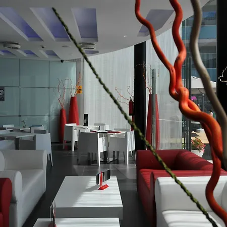 Four Elements Apartahotel Salou